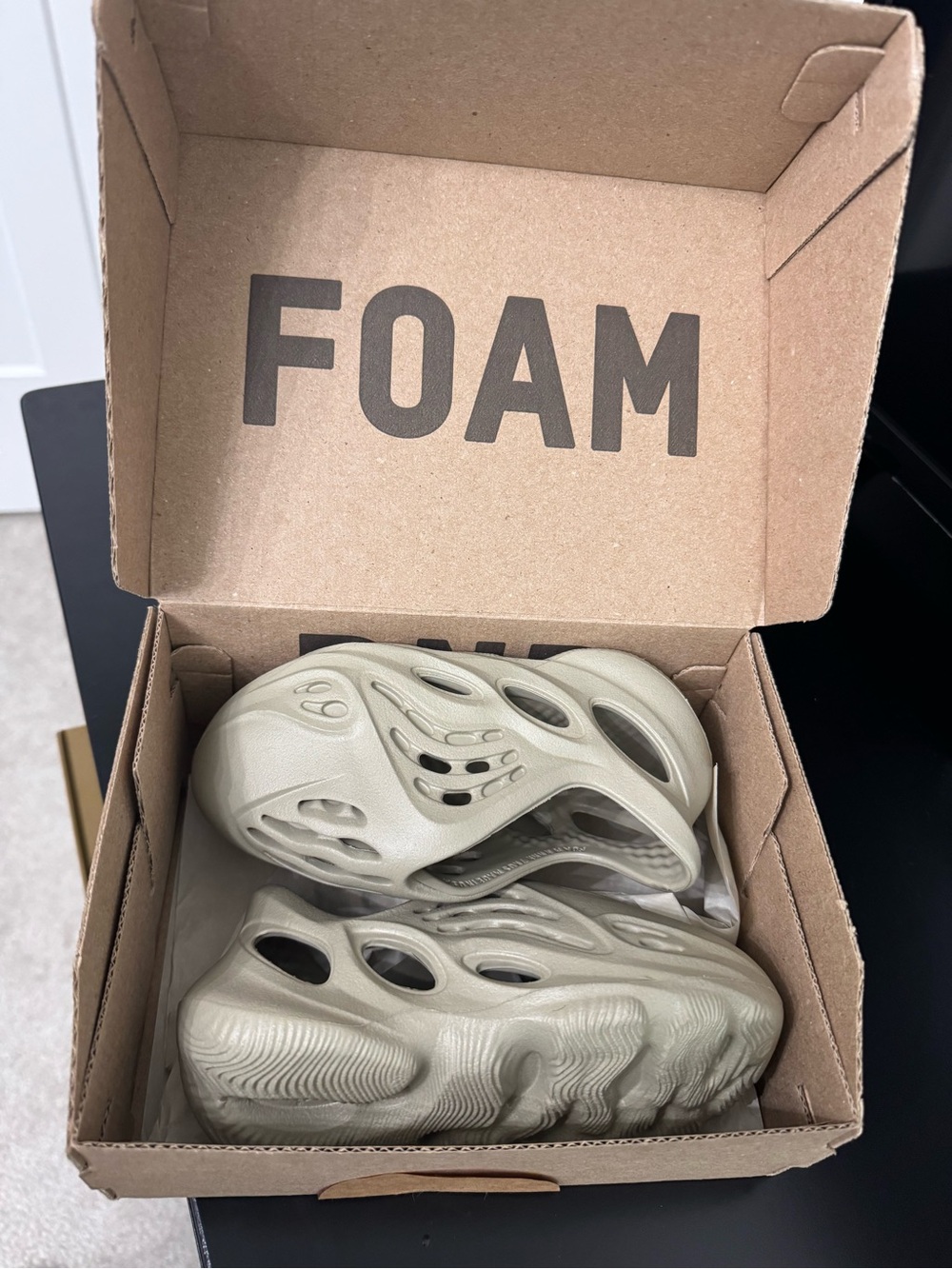 Yeezy Kids Foam Runner (Brand New)
